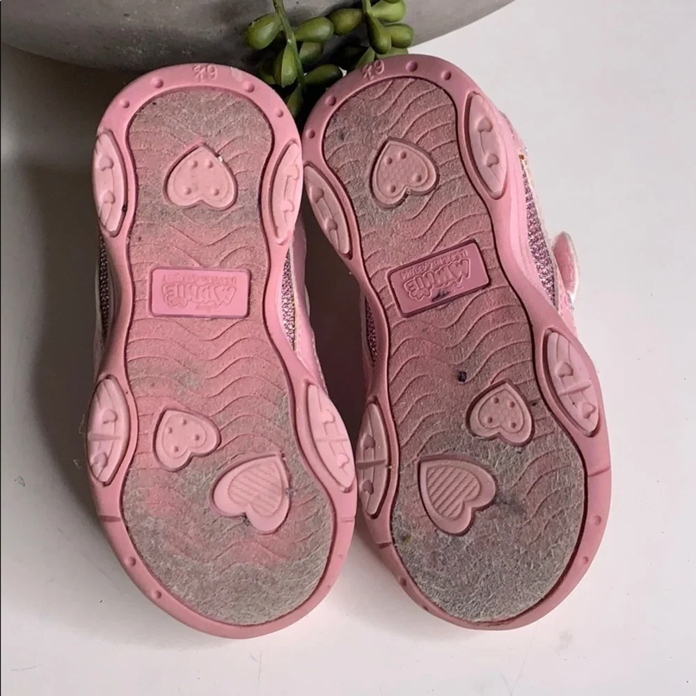 Disney Princess Minnie Mouse Pink Mary Jane Shoes 6.5